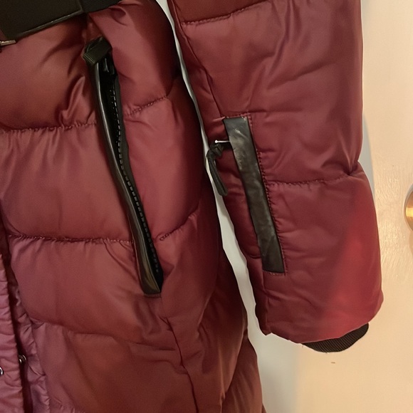 Sicily Italy belted parka excellent used condition dry cleaned - Picture 10 of 15